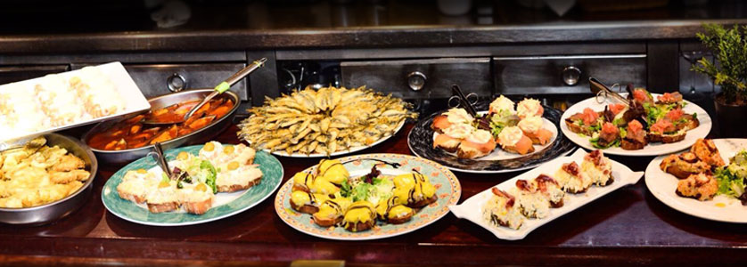 Pintxos del Bar Monty en Bilbao